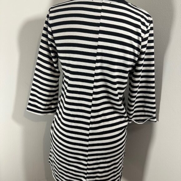 Hailey & Co. Black & White Stripe Sweatshirt   8317 - Picture 3 of 11